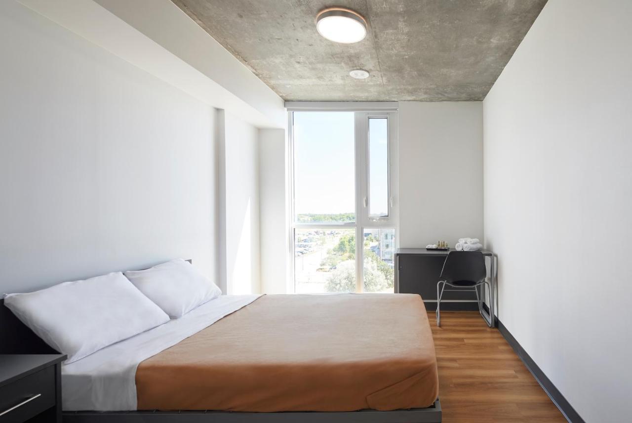 Centennial Place Student Residence Scarborough Торонто Экстерьер фото